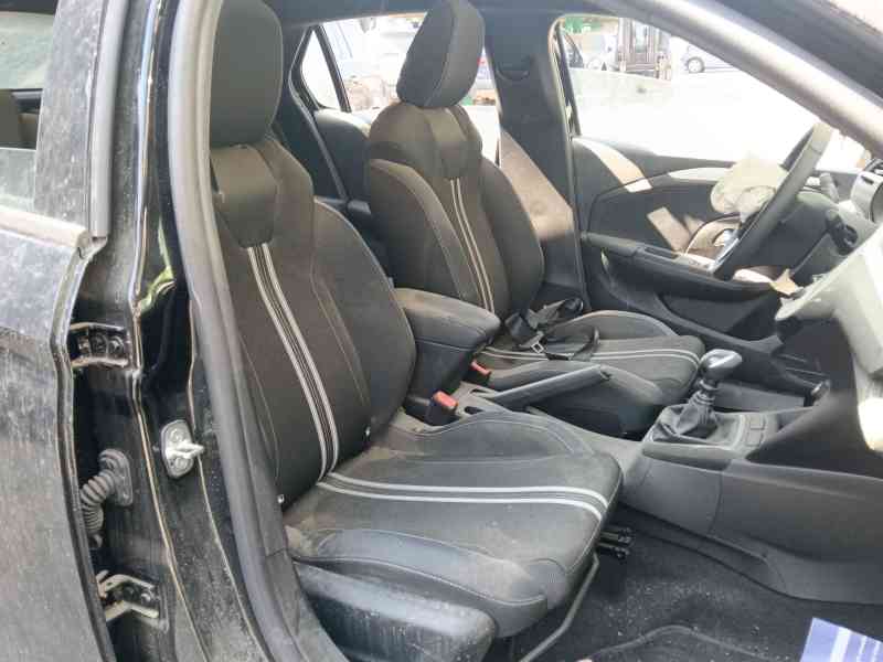 Recambio de asiento delantero izquierdo para opel corsa f (p2jo) 1.2 (68) referencia OEM IAM   