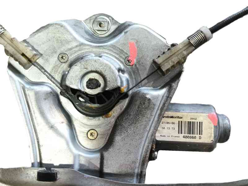 Recambio de elevalunas delantero izquierdo para renault clio iii (br0/1, cr0/1) 1.5 dci (br17, cr17) referencia OEM IAM 82002911