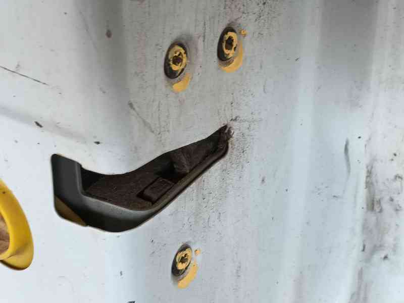 Recambio de puerta trasera derecha para ford transit connect monospace 1.5 tdci referencia OEM IAM   