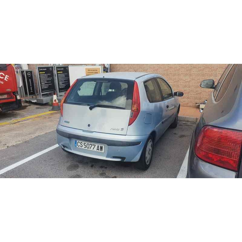 FIAT PUNTO BERLINA (188)