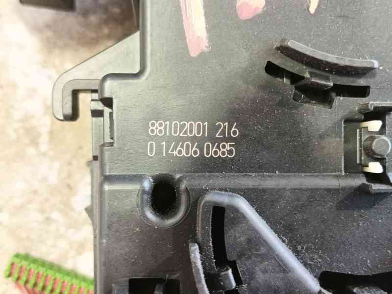Recambio de mando intermitentes para renault clio iii (br0/1, cr0/1) 1.5 dci (br17, cr17) referencia OEM IAM   