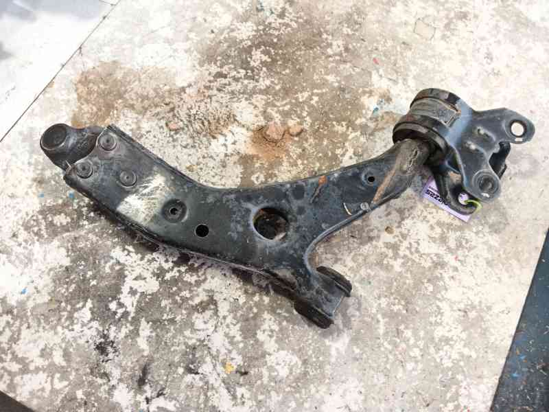 Recambio de brazo suspension inferior delantero izquierdo para ford transit connect monospace 1.5 tdci referencia OEM IAM   
