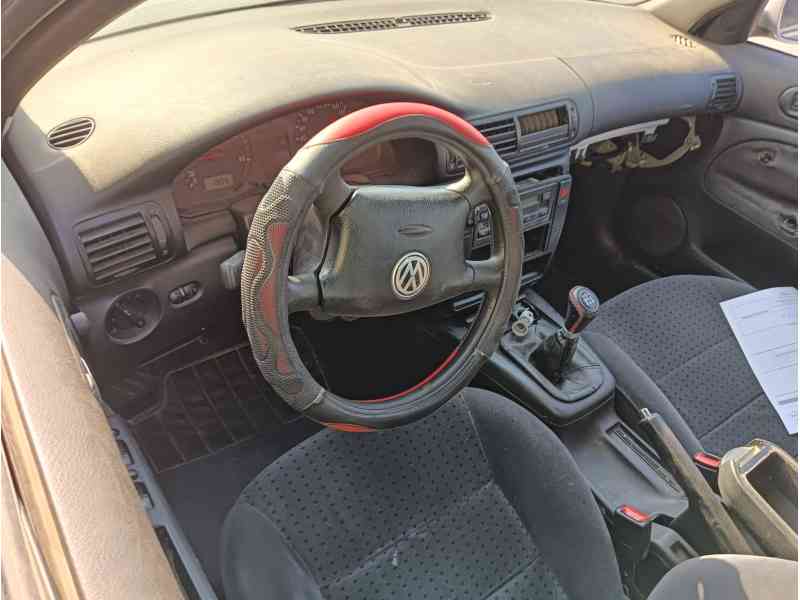 volkswagen passat b5 (3b2) del año 1999