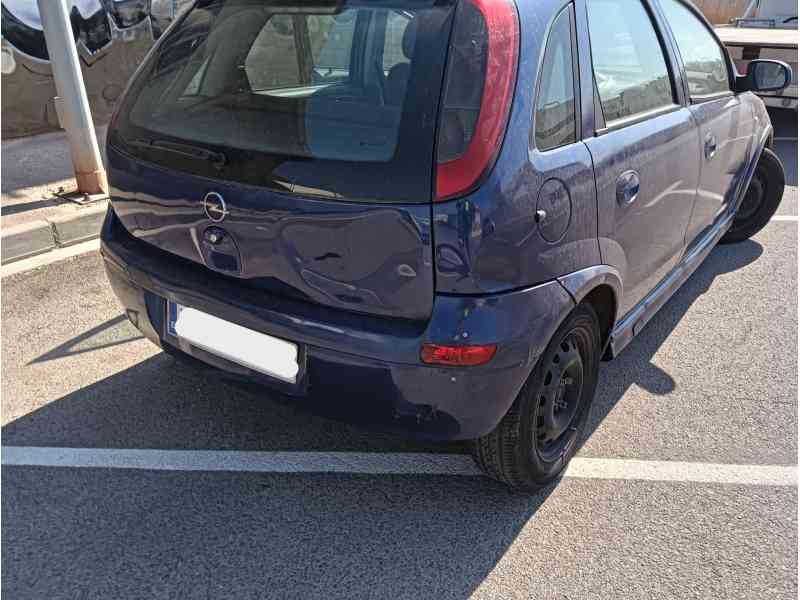 opel corsa c (x01) del año 2003