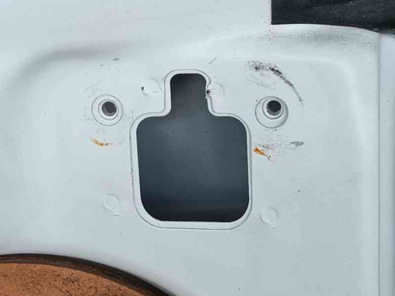 Recambio de puerta trasera derecha para renault express furgoneta/monovolumen 1.5 blue dci 75 (f6aa) referencia OEM IAM   