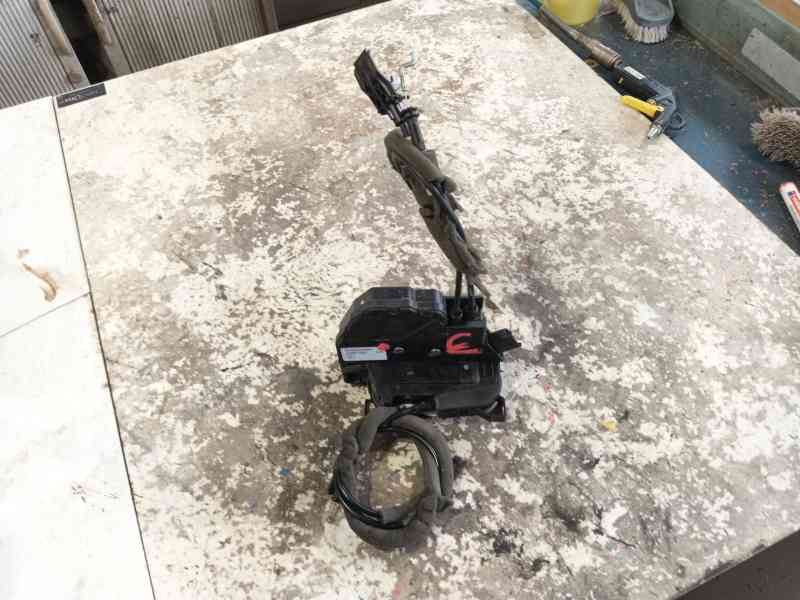 Recambio de cerradura puerta lateral corredera derecha para renault express furgoneta/monovolumen 1.5 blue dci 75 (f6aa) referen