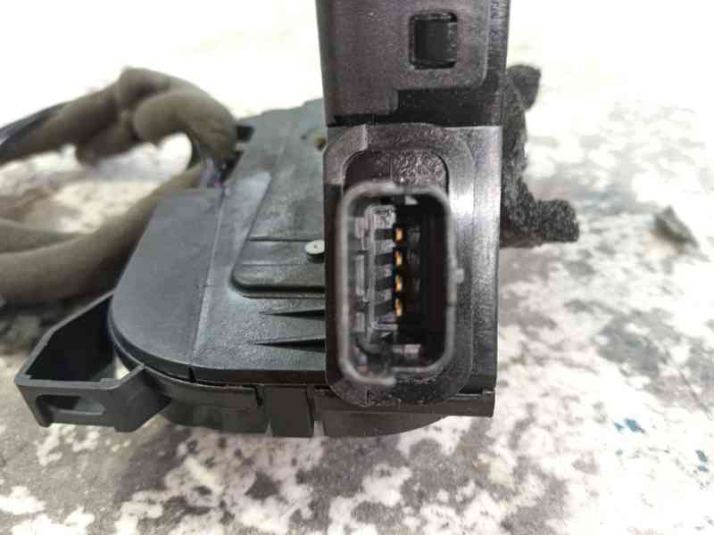 Recambio de cerradura puerta lateral corredera derecha para renault express furgoneta/monovolumen 1.5 blue dci 75 (f6aa) referen