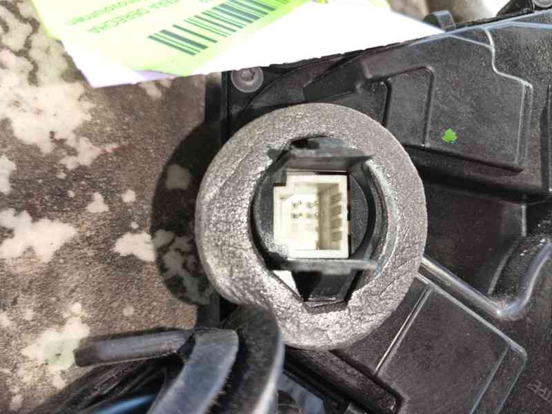 Recambio de cerradura puerta delantera derecha para renault express furgoneta/monovolumen 1.5 blue dci 75 (f6aa) referencia OEM 
