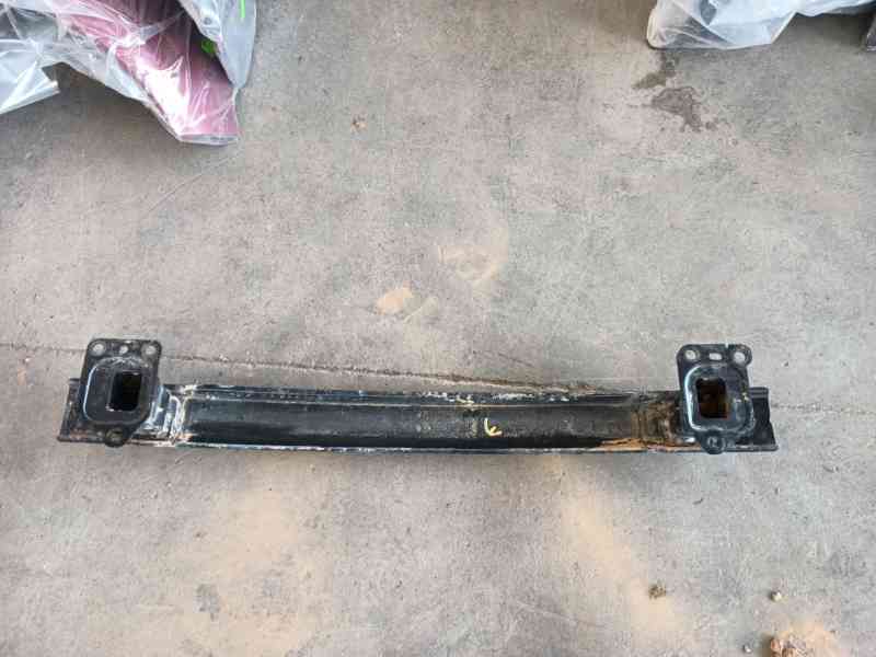 Recambio de refuerzo paragolpes delantero para renault kangoo / grand kangoo ii (kw0/1_) 1.5 dci 75 (kw07, kw10, kw04) referenci