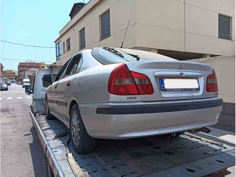 mitsubishi carisma (da_) del año 2003