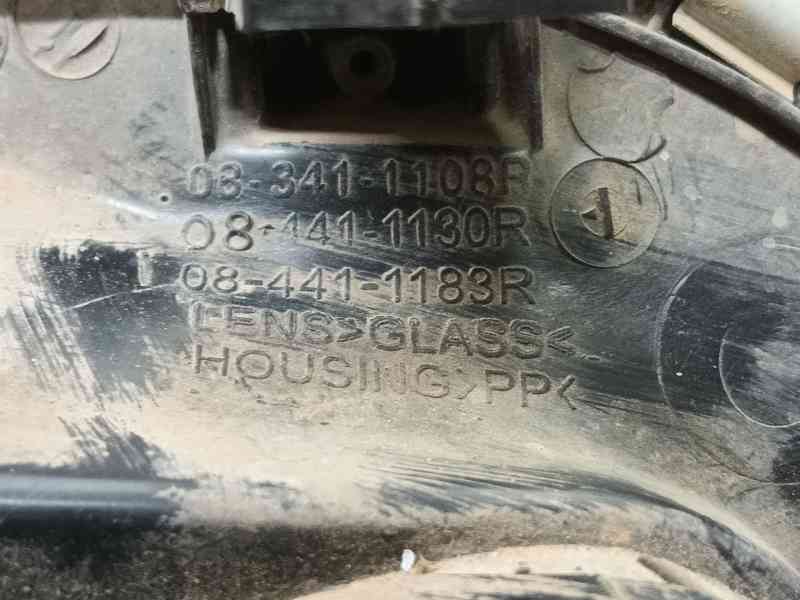 Recambio de faro derecho para volkswagen golf iv (1j1) 1.6 referencia OEM IAM   