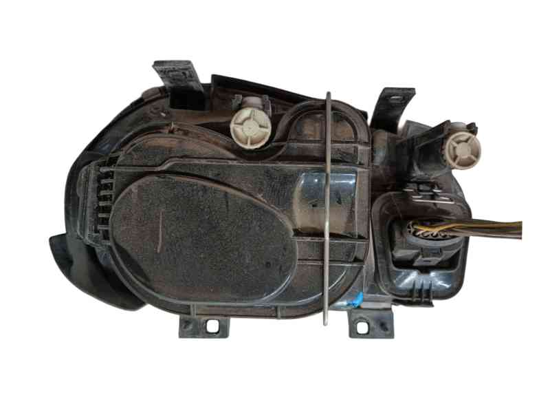 Recambio de faro izquierdo para volkswagen golf iv (1j1) 1.6 referencia OEM IAM  083411108L 084411130L