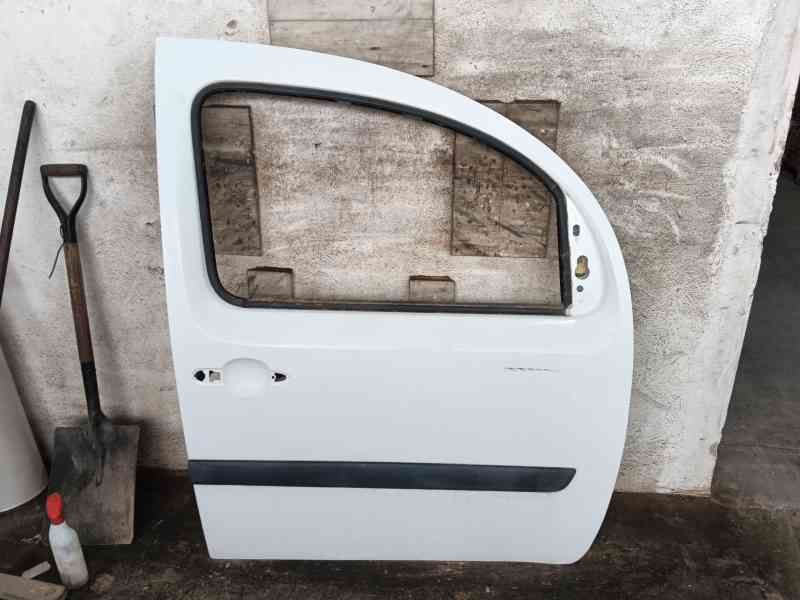 Recambio de puerta delantera derecha para renault kangoo / grand kangoo ii (kw0/1_) 1.5 dci 75 (kw07, kw10, kw04) referencia OEM