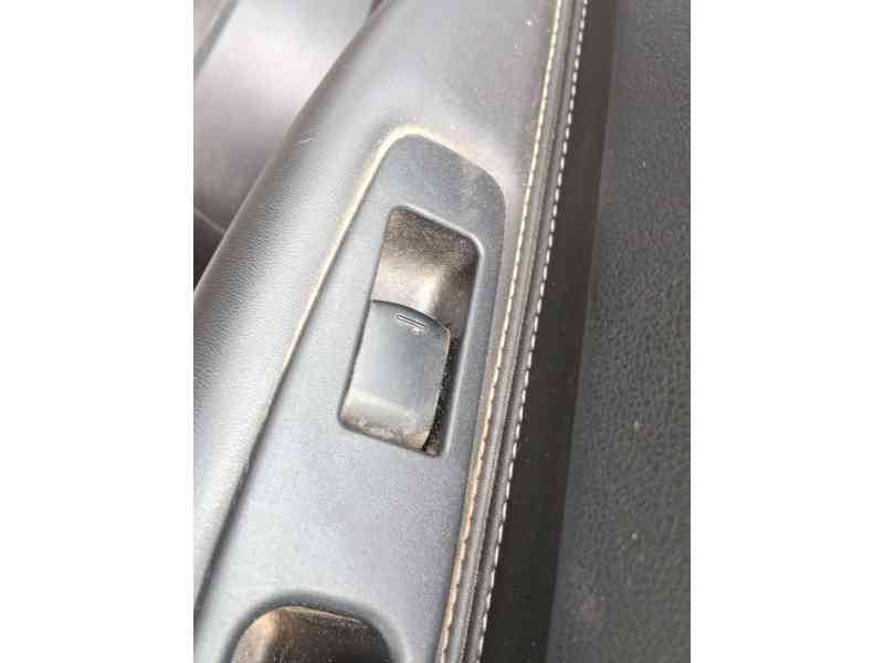 Recambio de mando elevalunas trasero derecho para nissan qashqai i (j10, nj10) 2.0 dci a las 4 ruedas referencia OEM IAM   