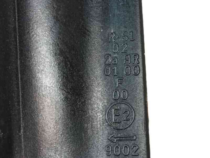 Recambio de piloto trasero izquierdo para renault scénic i monospace (ja0/1_, fa0_) 1.9 dci rx4 referencia OEM IAM 7700430965  