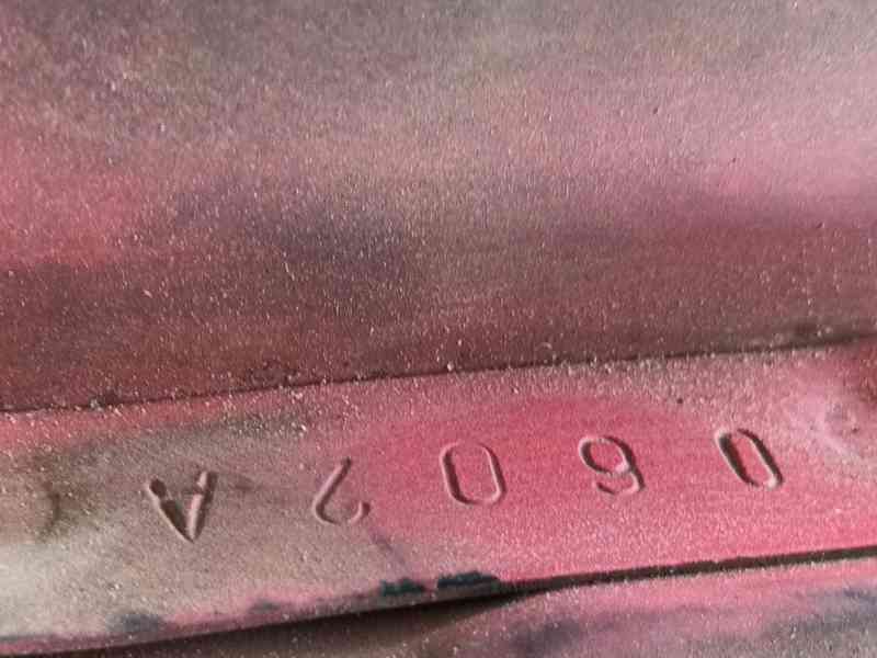 Recambio de aleta delantera izquierda para hyundai getz (tb) 1.3 i referencia OEM IAM 663111C600  