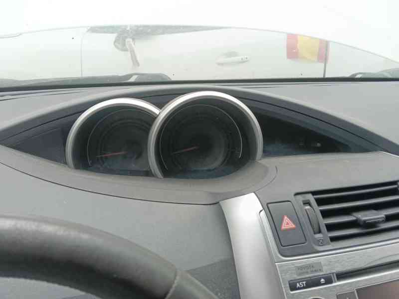 Recambio de cuadro instrumentos para toyota verso (_r2_) 1.6 (zgr20_) referencia OEM IAM   