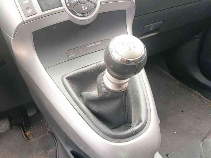 Recambio de pomo palanca cambio para toyota verso (_r2_) 1.6 (zgr20_) referencia OEM IAM   