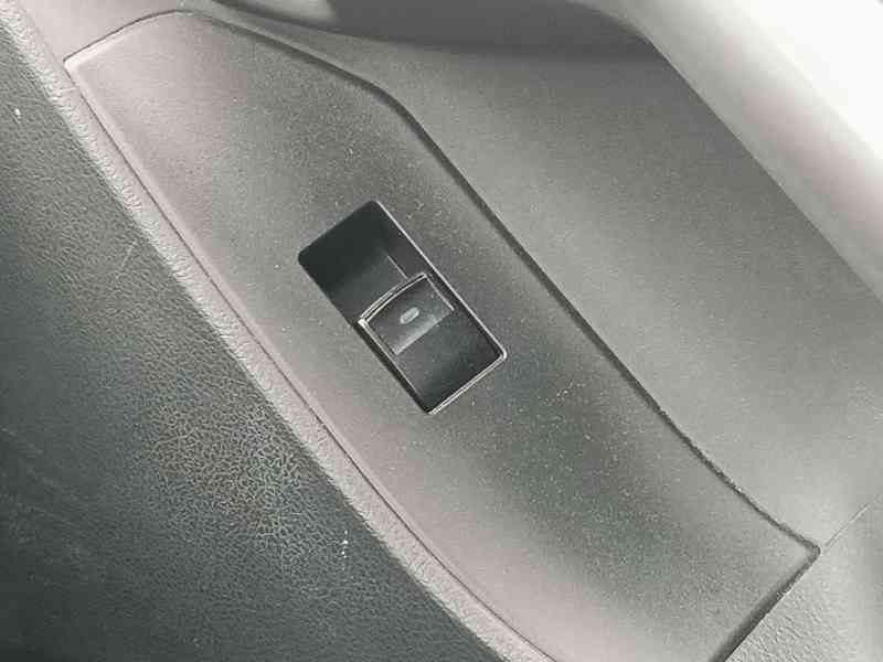 Recambio de mando elevalunas delantero derecho para toyota verso (_r2_) 1.6 (zgr20_) referencia OEM IAM   