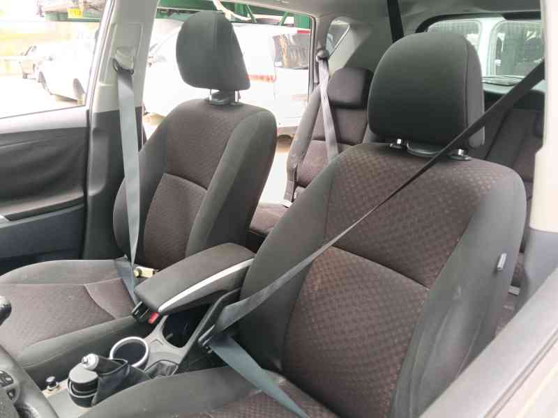 Recambio de cinturon seguridad delantero derecho para toyota verso (_r2_) 1.6 (zgr20_) referencia OEM IAM   