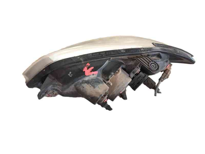 Recambio de faro derecho para hyundai getz (tb) 1.3 i referencia OEM IAM 921021C030  
