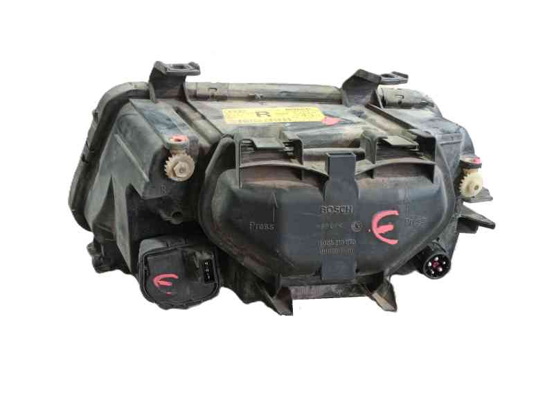 Recambio de faro derecho para audi a4 b5 (8d2) 1.8 quattro referencia OEM IAM   