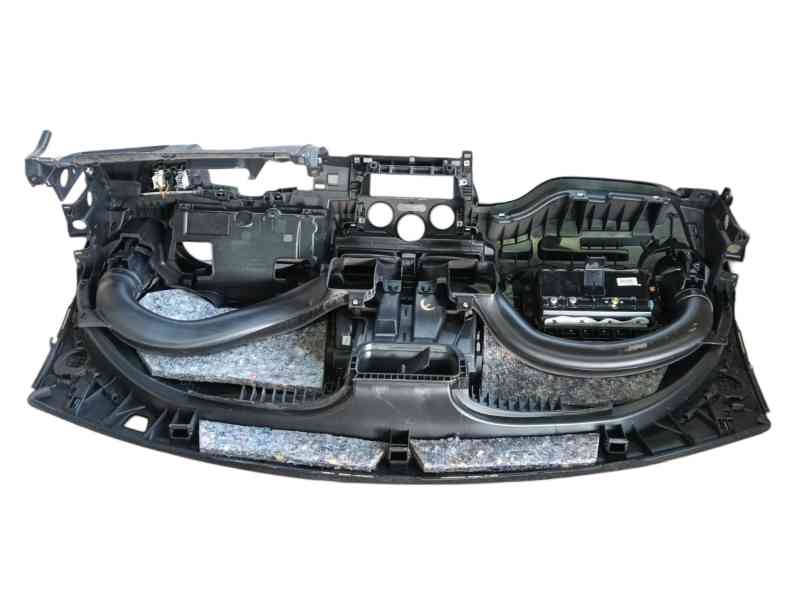 Recambio de salpicadero para renault kangoo / grand kangoo ii (kw0/1_) 1.5 dci 75 (kw07, kw10, kw04) referencia OEM IAM  9852528