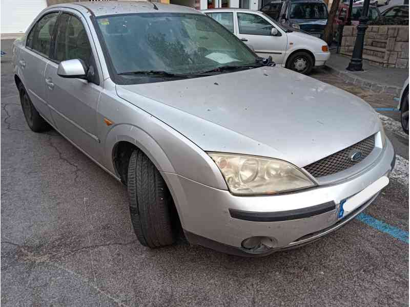 ford mondeo iii sedán (b4y) del año 2001