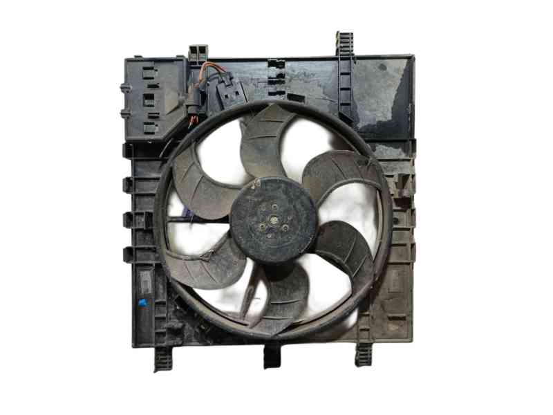 Recambio de electroventilador para mercedes-benz vito autobús (w638) 114 2.3 (638.134, 638.194) referencia OEM IAM 6385000593  