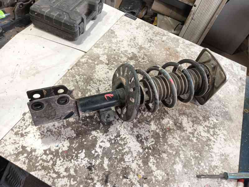 Recambio de amortiguador delantero derecho para peugeot expert furgoneta (v_) 1.5 bluehdi 120 referencia OEM IAM   