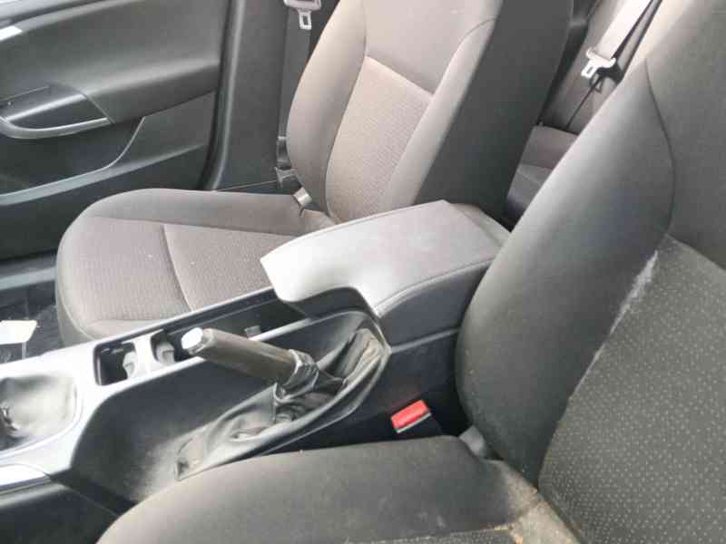 Recambio de apoyabrazos central para opel insignia a (g09) 2.0 cdti (68) referencia OEM IAM   