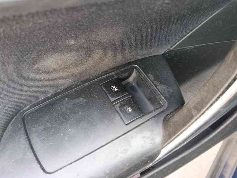 Recambio de mando elevalunas delantero izquierdo para opel insignia a (g09) 2.0 cdti (68) referencia OEM IAM   