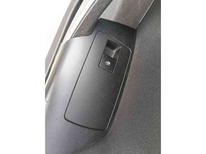 Recambio de mando elevalunas delantero derecho para opel insignia a (g09) 2.0 cdti (68) referencia OEM IAM   