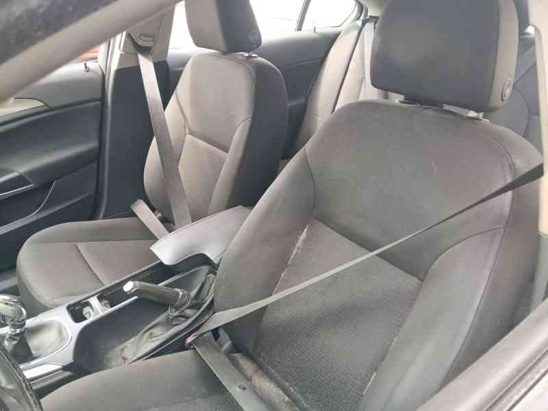 Recambio de asiento delantero derecho para opel insignia a (g09) 2.0 cdti (68) referencia OEM IAM   