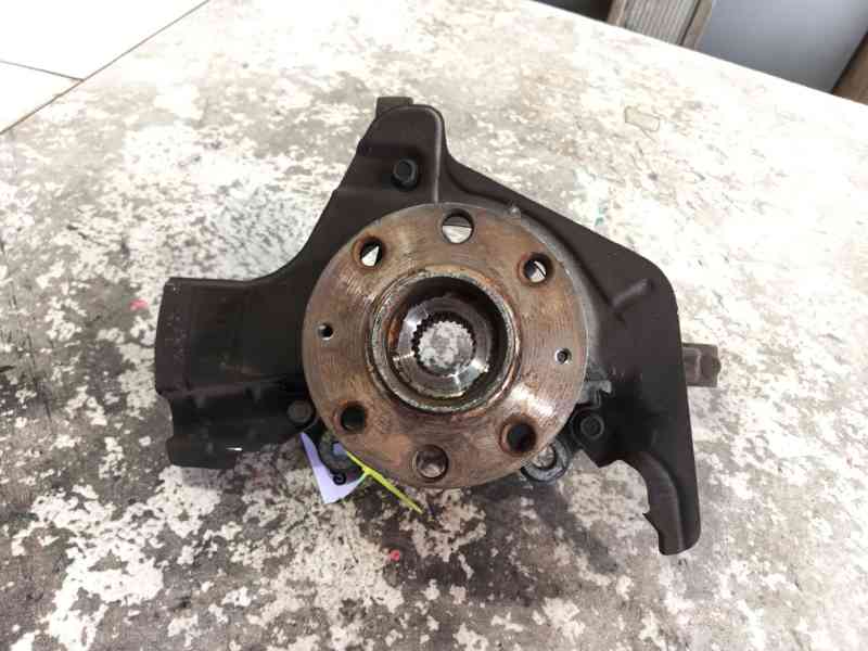 Recambio de mangueta delantera derecha para opel corsa e (x15) 1.3 cdti (08, 68) referencia OEM IAM   