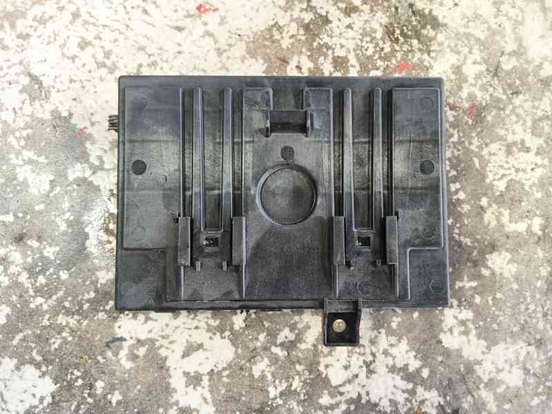 Recambio de caja reles / fusibles para ford fiesta vi (cb1, ccn) 1.25 referencia OEM IAM   