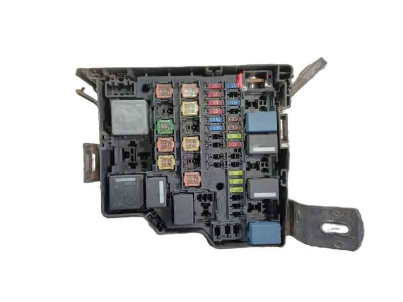 Recambio de caja reles / fusibles para ford fiesta vi (cb1, ccn) 1.25 referencia OEM IAM   