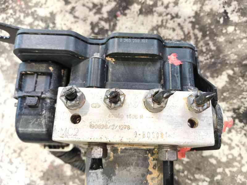 Recambio de abs para renault kangoo / grand kangoo ii (kw0/1_) 1.5 dci 75 (kw07, kw10, kw04) referencia OEM IAM   