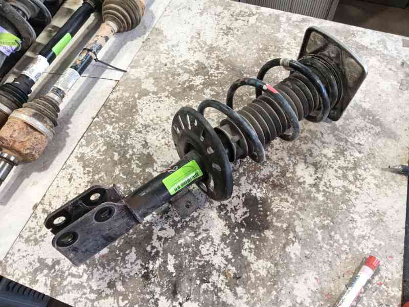 Recambio de amortiguador delantero derecho para citroën jumpy iii furgoneta (v_) 1.6 bluehdi 115 referencia OEM IAM   