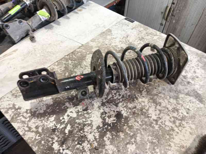 Recambio de amortiguador delantero izquierdo para citroën jumpy iii furgoneta (v_) 1.6 bluehdi 115 referencia OEM IAM   