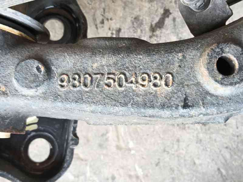 Recambio de mangueta trasera derecha para citroën jumpy iii furgoneta (v_) 1.6 bluehdi 115 referencia OEM IAM   