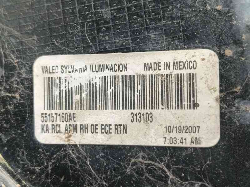 Recambio de piloto trasero derecho para dodge nitro 2.8 crd 4wd referencia OEM IAM 55157160AD 55157160AE 313103
