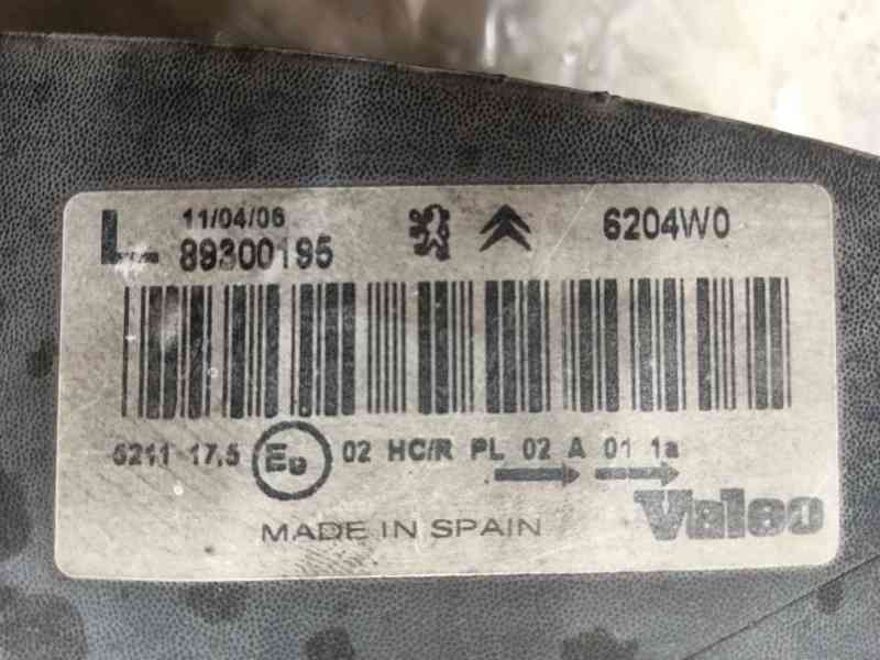 Recambio de faro izquierdo para citroën xsara picasso (n68) 2.0 hdi referencia OEM IAM 6204W0  