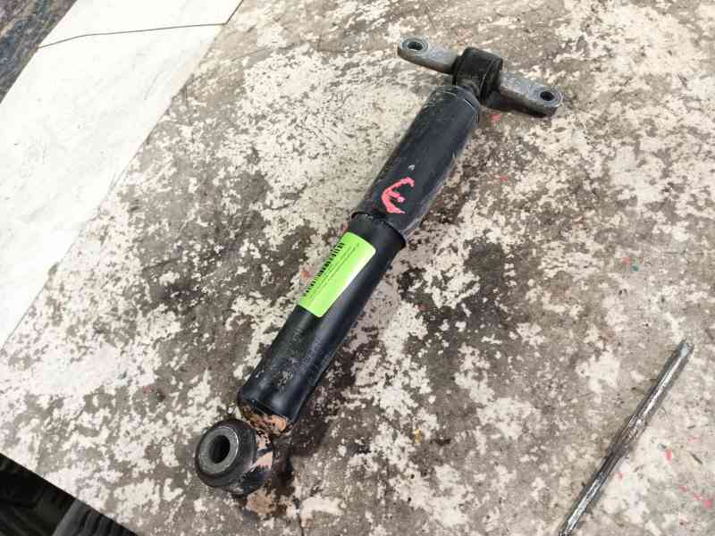 Recambio de amortiguador trasero derecho para peugeot partner furgoneta/monovolumen (k9) 1.5 bluehdi 100 referencia OEM IAM   
