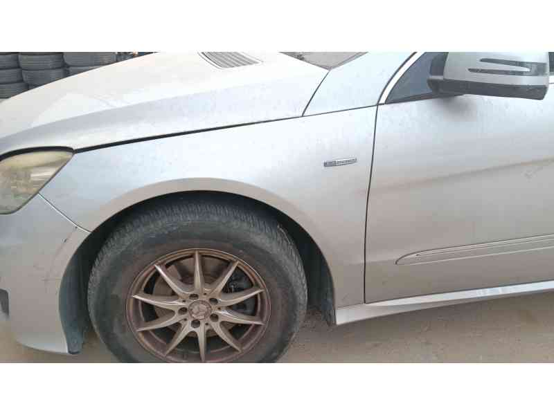 Recambio de aleta delantera izquierda para mercedes-benz clase r (w251, v251) r 300 cdi (251.021, 251.121, 251.026, 251.126) ref