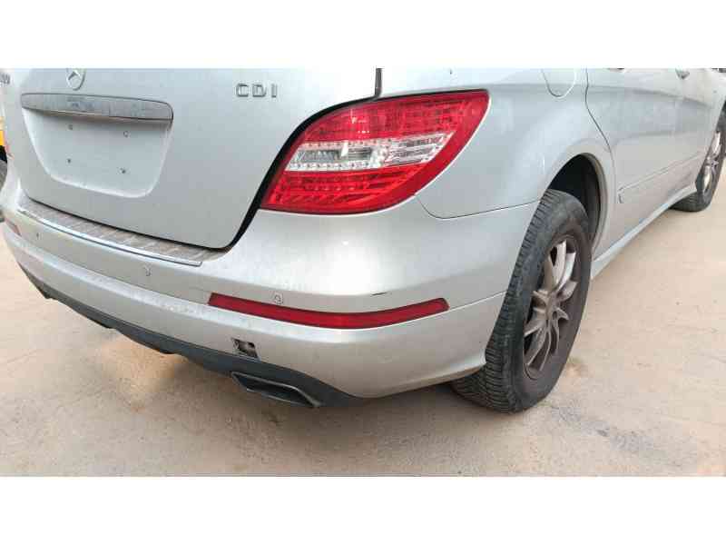 Recambio de paragolpes trasero para mercedes-benz clase r (w251, v251) r 300 cdi (251.021, 251.121, 251.026, 251.126) referencia