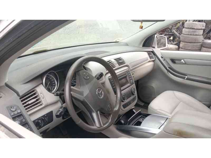 Recambio de salpicadero para mercedes-benz clase r (w251, v251) r 300 cdi (251.021, 251.121, 251.026, 251.126) referencia OEM IA