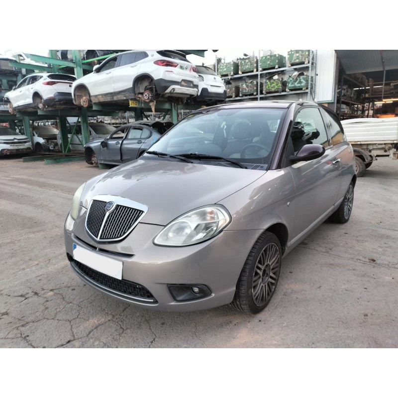 LANCIA YPSILON (843_)