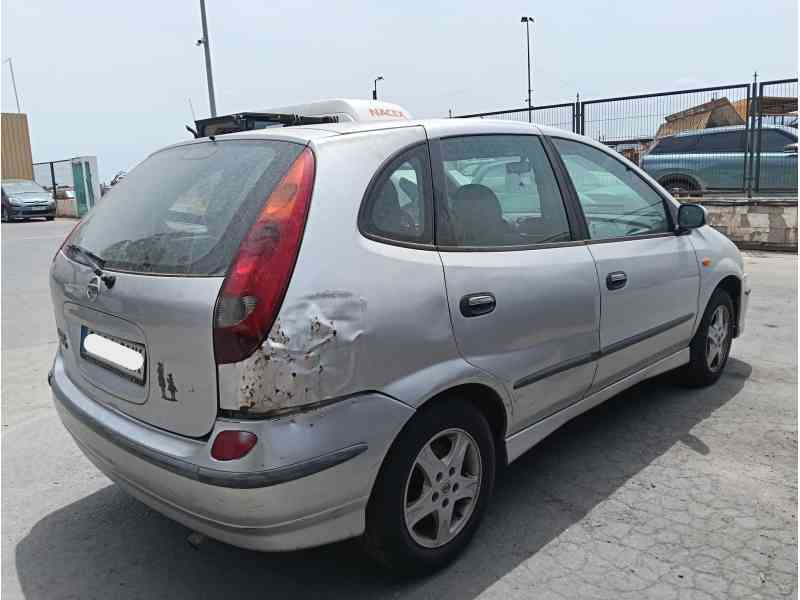 nissan almera tino (v10) del año 2003