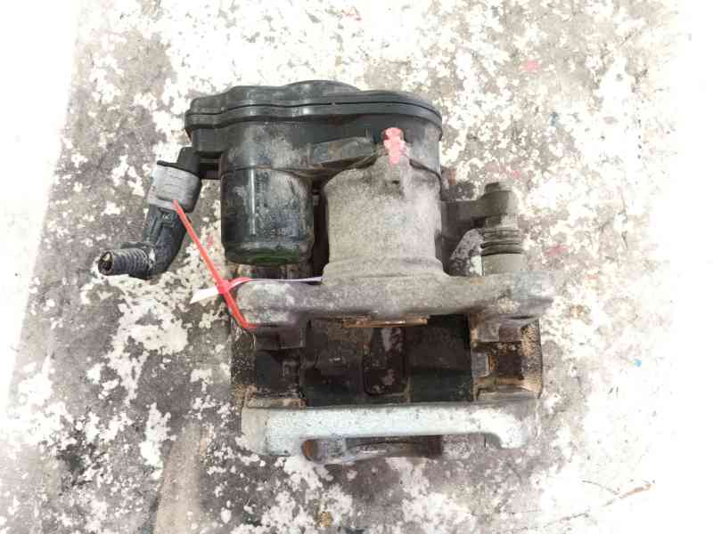 Recambio de pinza freno trasera derecha para toyota rav 4 v (_a5_, _h5_) 2.5 hybrid awd (axah54) referencia OEM IAM   